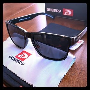 Dubery Sunglasses NWT